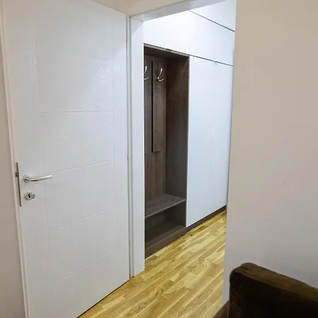 Queens Apartment Ohrid